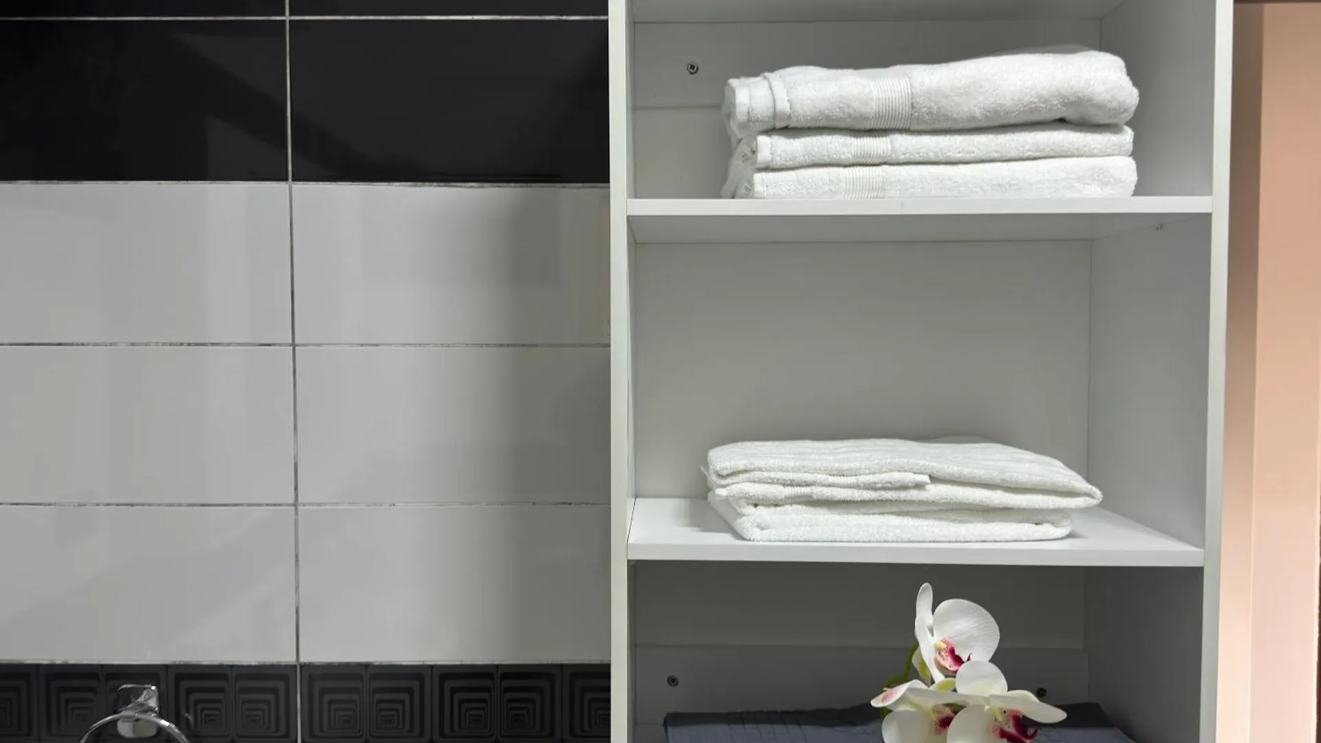 VlorëNadi Penthouse With Sea View公寓 阿尔巴尼亚