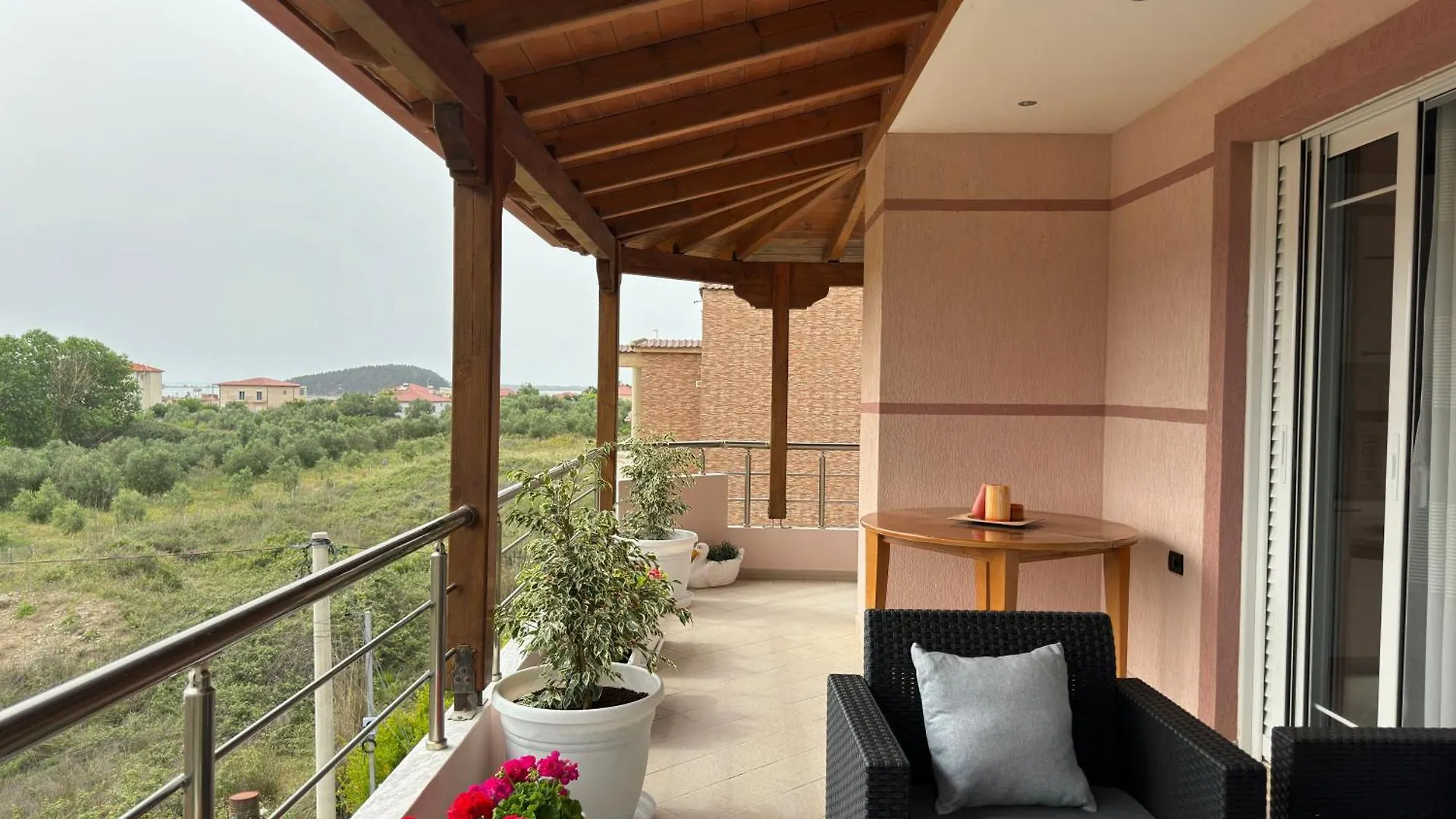 VlorëNadi Penthouse With Sea View公寓 Vlorë
